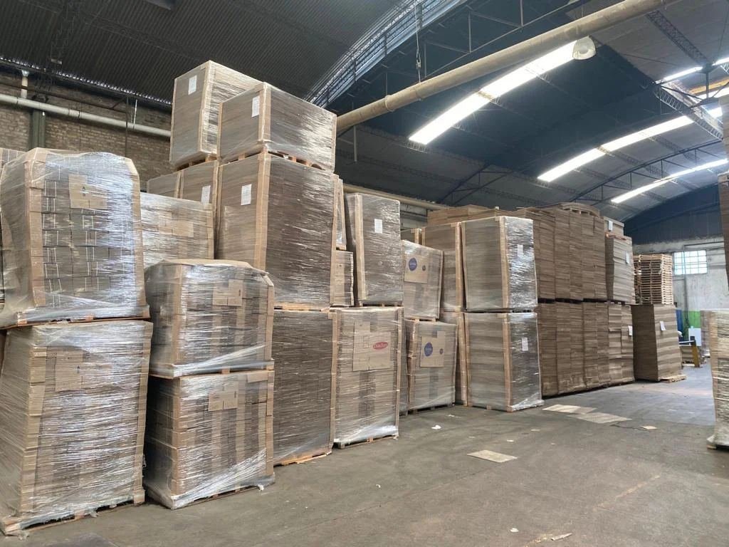 Material paletizado en planta